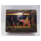 Vintage Hand Painted Japanese Lacquer Keepsake Box