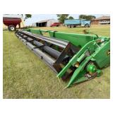 30' John Deere 930 Combine Header