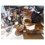 Metal, Wood Vases, Lights, Decor (10+)