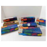 Roundhouse Train Cars, in boxes- HO Scale (6)
