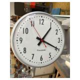 VINTAGE - CINCINNATI DOUBLE SIDED CLOCK