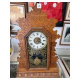 VINTAGE MANTLE CLOCK