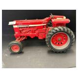INTERNATIONAL 826 TOY TRACTOR