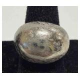 10K Chunky textured oval dome ring