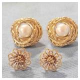 2 pr Gold tone Earring Pearl pair marked Trifari