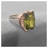 Silver 925 ring w/green stone & mini white stones