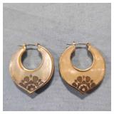 Silver rimmed Mother of Pearl Earrings-clasp is