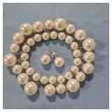 Faux Pearl Stretch Bracelet & post Earrings