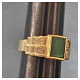 Gold KD Diamonds & Emerald? Cocktail ring