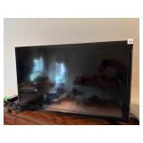 SAMSUNG 31" TV, REMOTE, CORDS