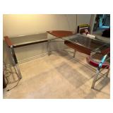 CORNER GLASS TOP DESK