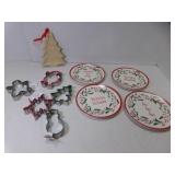 4 Melamine Plates - 5 Metal Cookie Cutters &