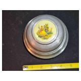 Wind-up music box, works