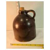 Brown crockery jug w/cork stopper, 7ï¿½" tall