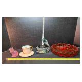 Glass ashtray, Cup/saucer, Glass swan, glass cat