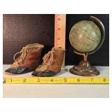 World globe & booties