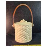 Ceramic basketweave pattern jar w/lid