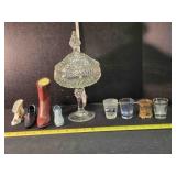 Pedestal bowl, 4 porcelain shoes, 4 shot glasses