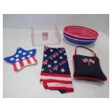 (6) Plastic Food Serving Baskets & Plastic Napkin