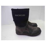 Women's Size 8 Black Bogs Mid Waterproof Boots