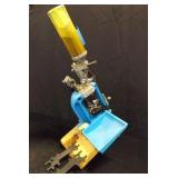 Dillon RL 550B Loading Equipment