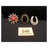 Brooches; 3 Items; Snowflake; Horseshoe