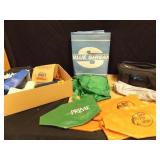 Box of Bags, Mat, Lunchbox (15)