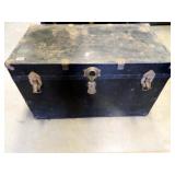 Metal Trunk w/Tray; 19¾" x 36" x 21½" h.