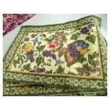 Tapestry Placemats; (6);12" x 17¾"