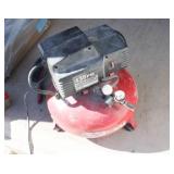 Porter Cable 135psi 6 gallon air