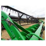 JD 630 HydraFlex Header w/ trailer