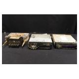 Kenwood CD Receiver Model: KDC - 152