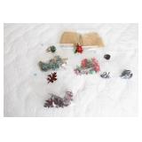 Seasonal decorative napkin holders