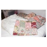 2 quilts, 2 matching pillows, bedding
