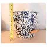 Blue/White enamel bucket with Handle
