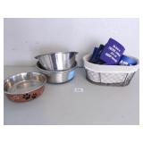 Dog Bowls (4) Wire Basket with Koozies (10+)