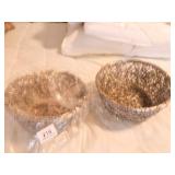 Baskets made from wire (2)