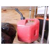 Blue Fuel Can/Red Fuel Can