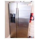 GE Side-by-side refridgerator