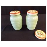 Jadeite Salt and Pepper, extra Lid