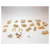 Gold Tone Clip Earrings (20)