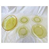 Yellow Glass Pineapple Pattern Bowl & 4 Plates