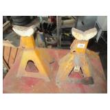 2 Jack Stands