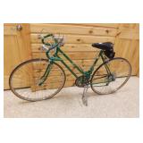 Vista Bicycle by NIDA, tires are flat