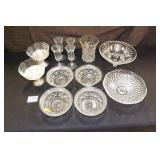 Glass asst, 6 - bowls; patterned glass