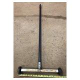 Floor magnet sweeper