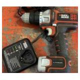 Black & Decker 12 V drill