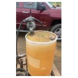 Plastic drum with pump