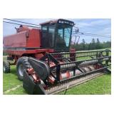 Case IH 1644 Combine w/ flex head