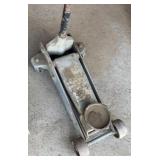 Floor jack
